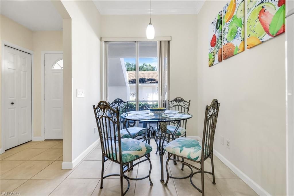 14530 Red Fox Run, Unit 215, Naples, FL 34110 Photo