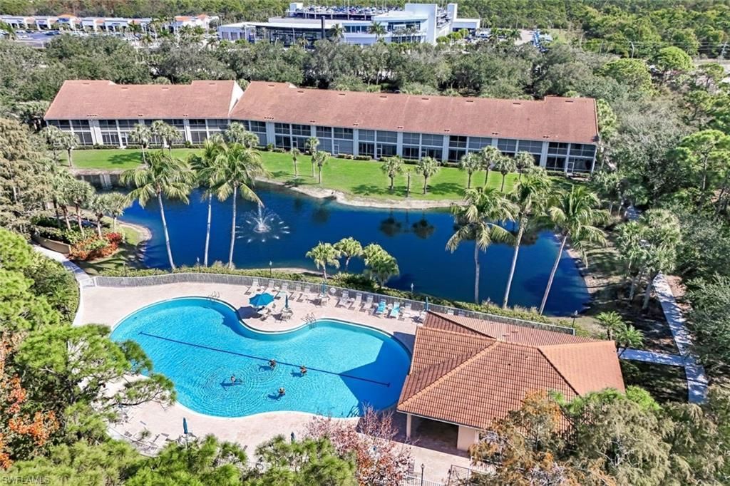 14530 Red Fox Run, Unit 215, Naples, FL 34110 Photo