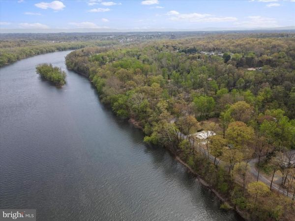 112 RIVERVIEW DRIVE , FALLING WATERS, WV 25419