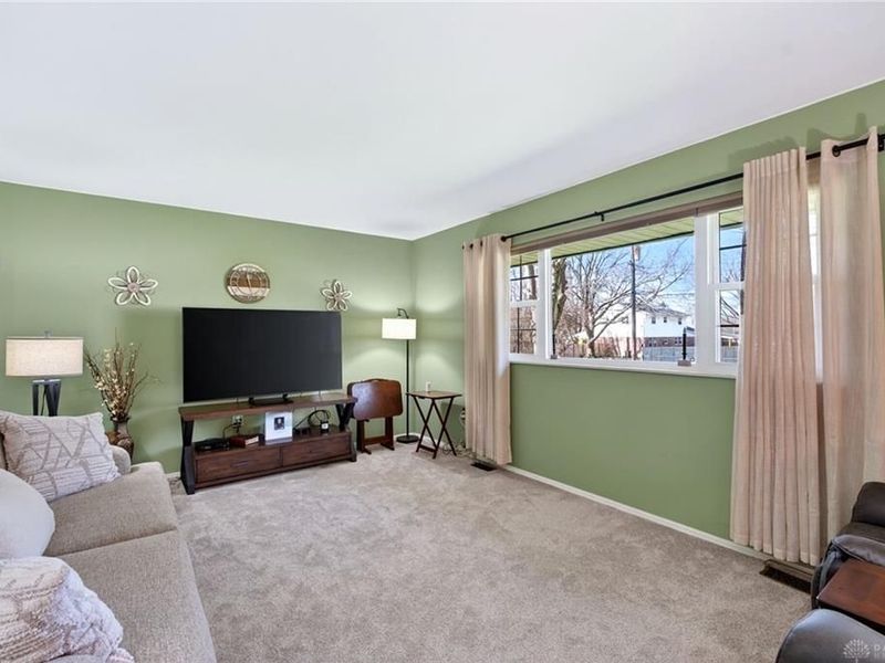 5907 Red Coach Road, Washington Township, OH 45429 Photo 10