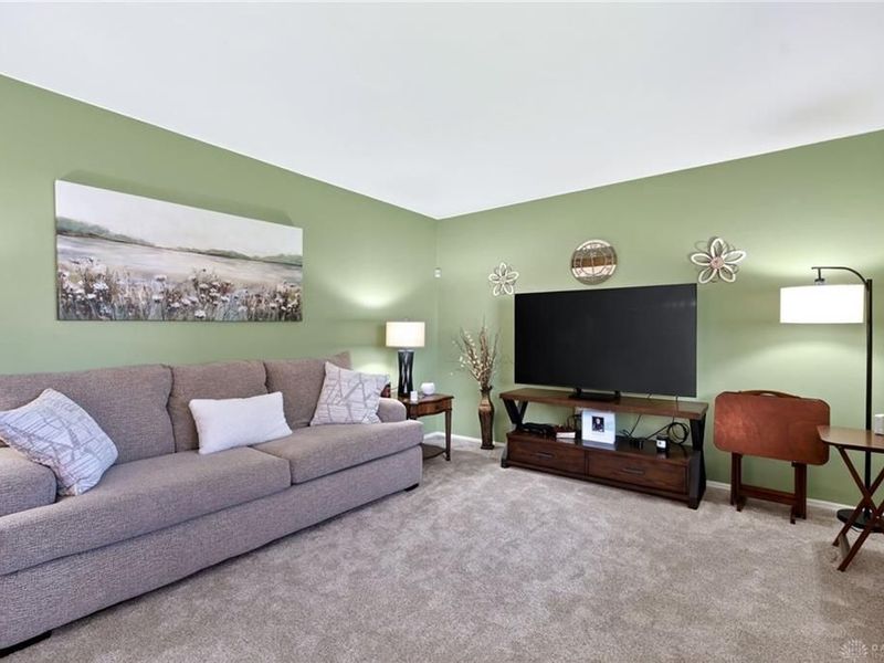 5907 Red Coach Road, Washington Township, OH 45429 Photo 12