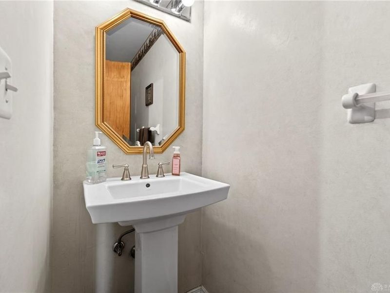 5907 Red Coach Road, Washington Township, OH 45429 Photo 23