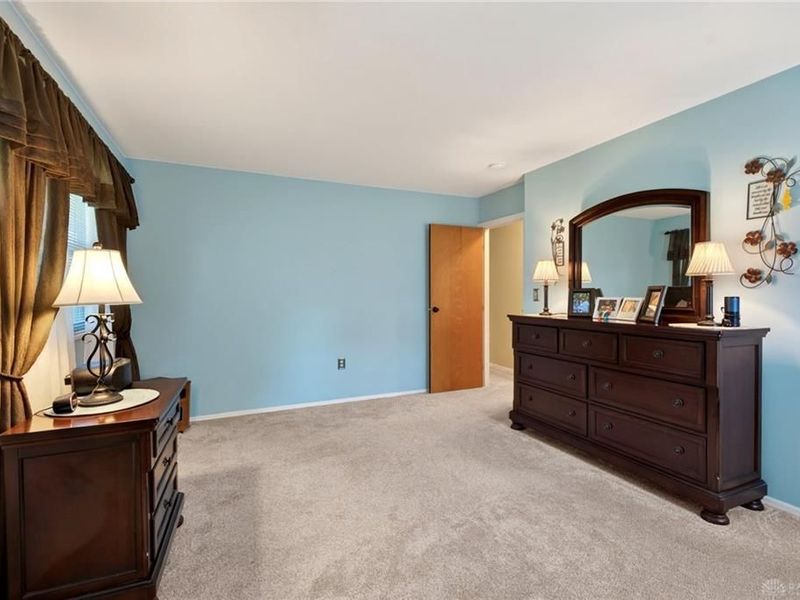 5907 Red Coach Road, Washington Township, OH 45429 Photo 29