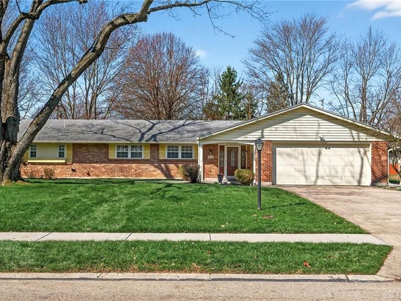 5907 Red Coach Road, Washington Township, OH 45429 Photo 3