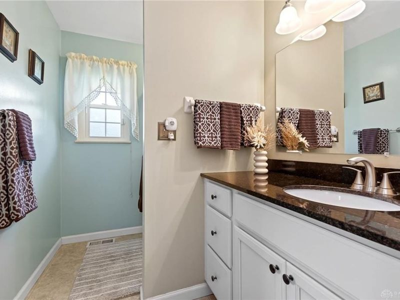 5907 Red Coach Road, Washington Township, OH 45429 Photo 32