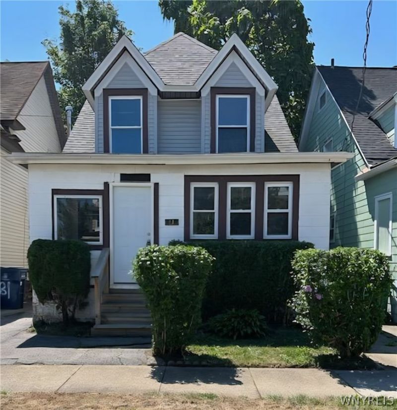 81 Mayer Avenue, Buffalo, NY 14207 Main Photo