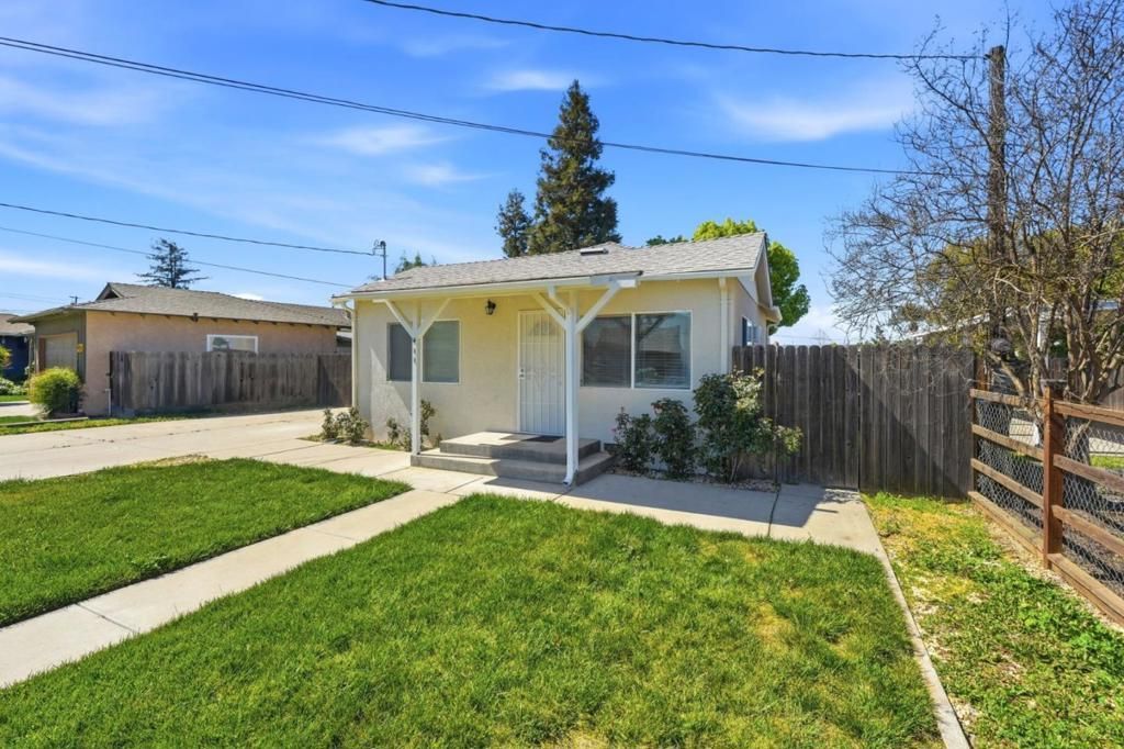 411 Bothun Road, Turlock, CA 95380 Main Photo