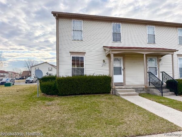 35214 Taffy Drive, Unit 66, Sterling Heights, Mi 48312