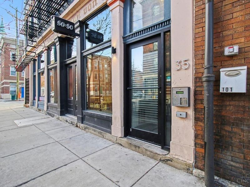 35 E 13th Street, Unit 202, Cincinnati, OH 45202 Photo 16