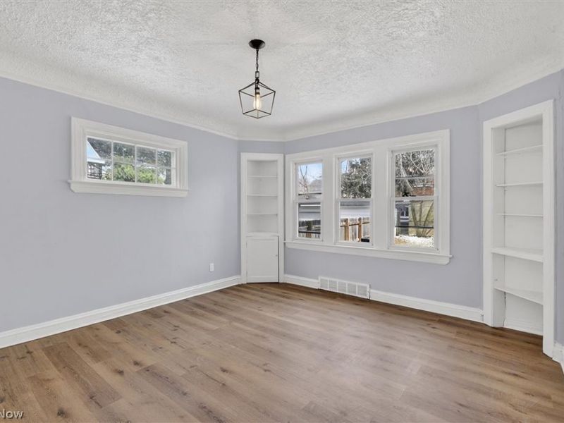 231 E 210th Street , Euclid, OH 44123 Photo 9