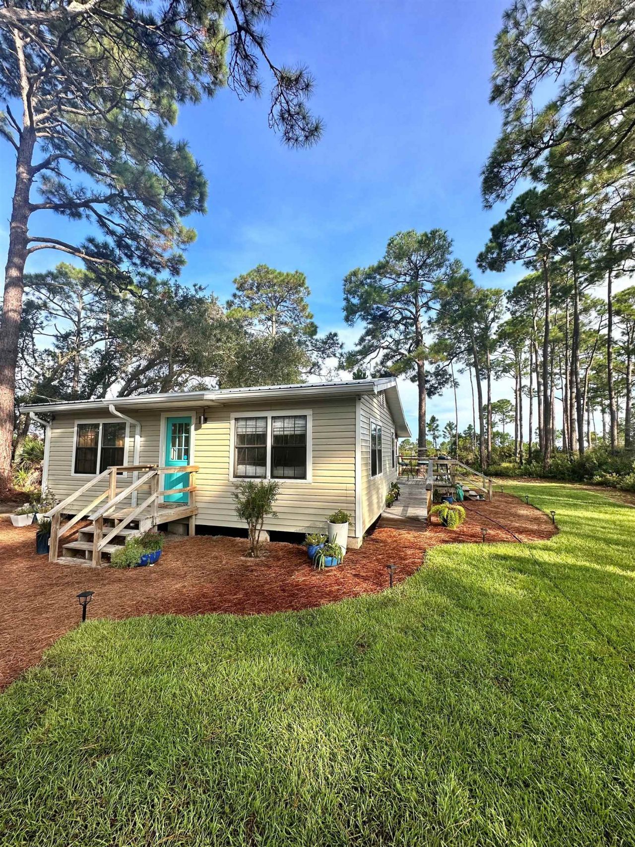 40 Lakeview Drive, Panacea, FL 32346 Photo