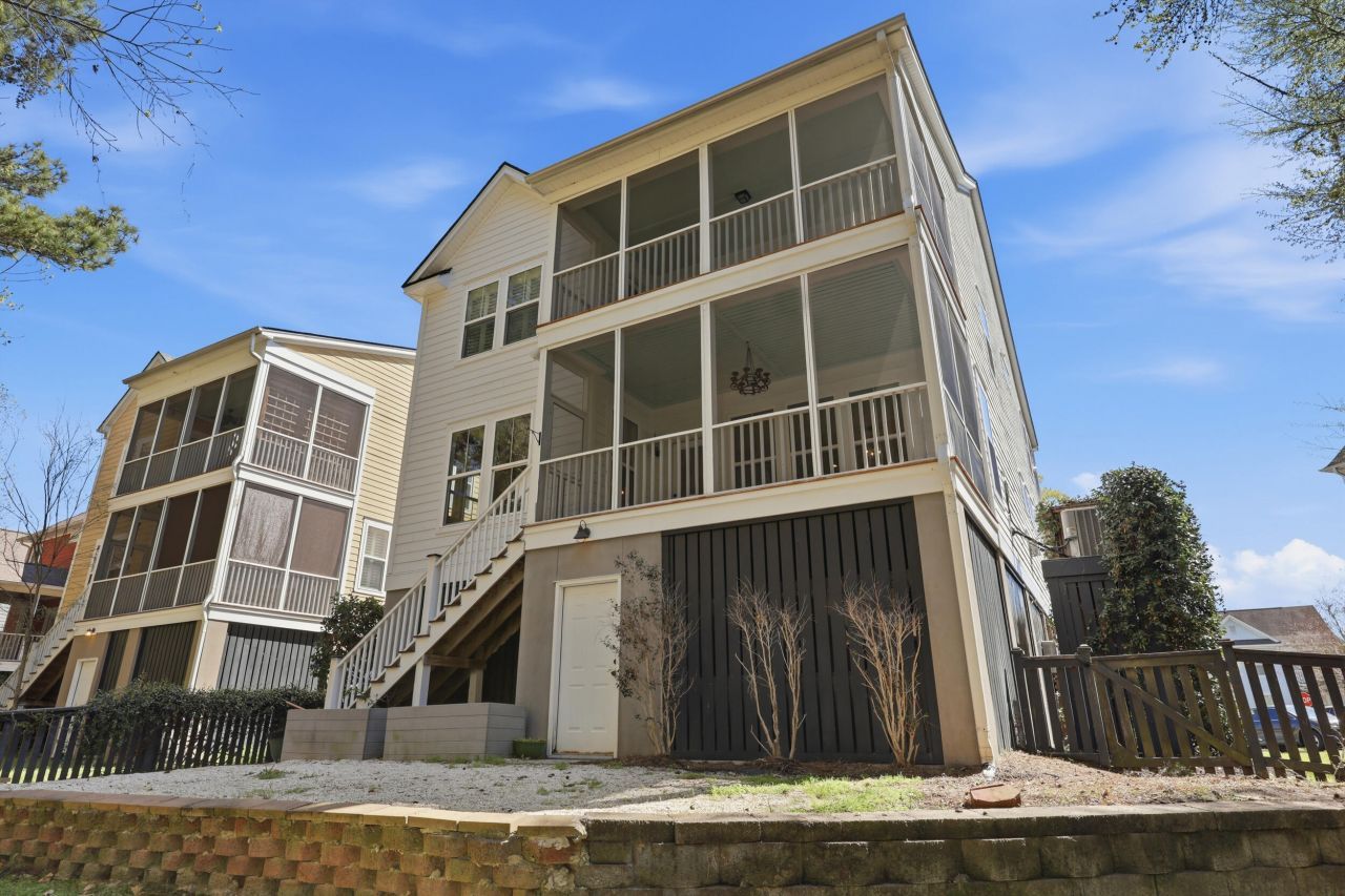 1905 Clay Lane Photo 41