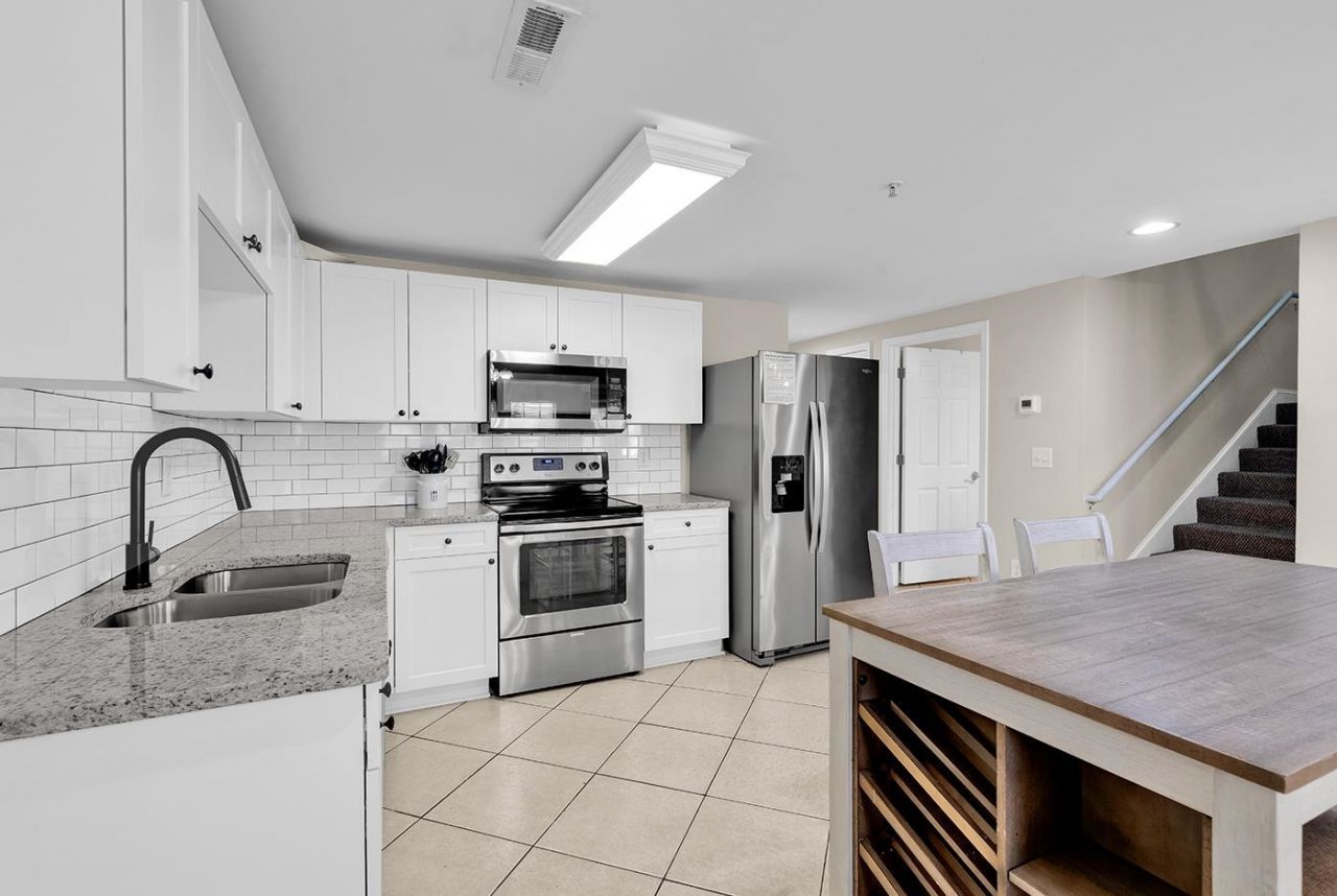 3401 N Ocean Blvd. Photo 12