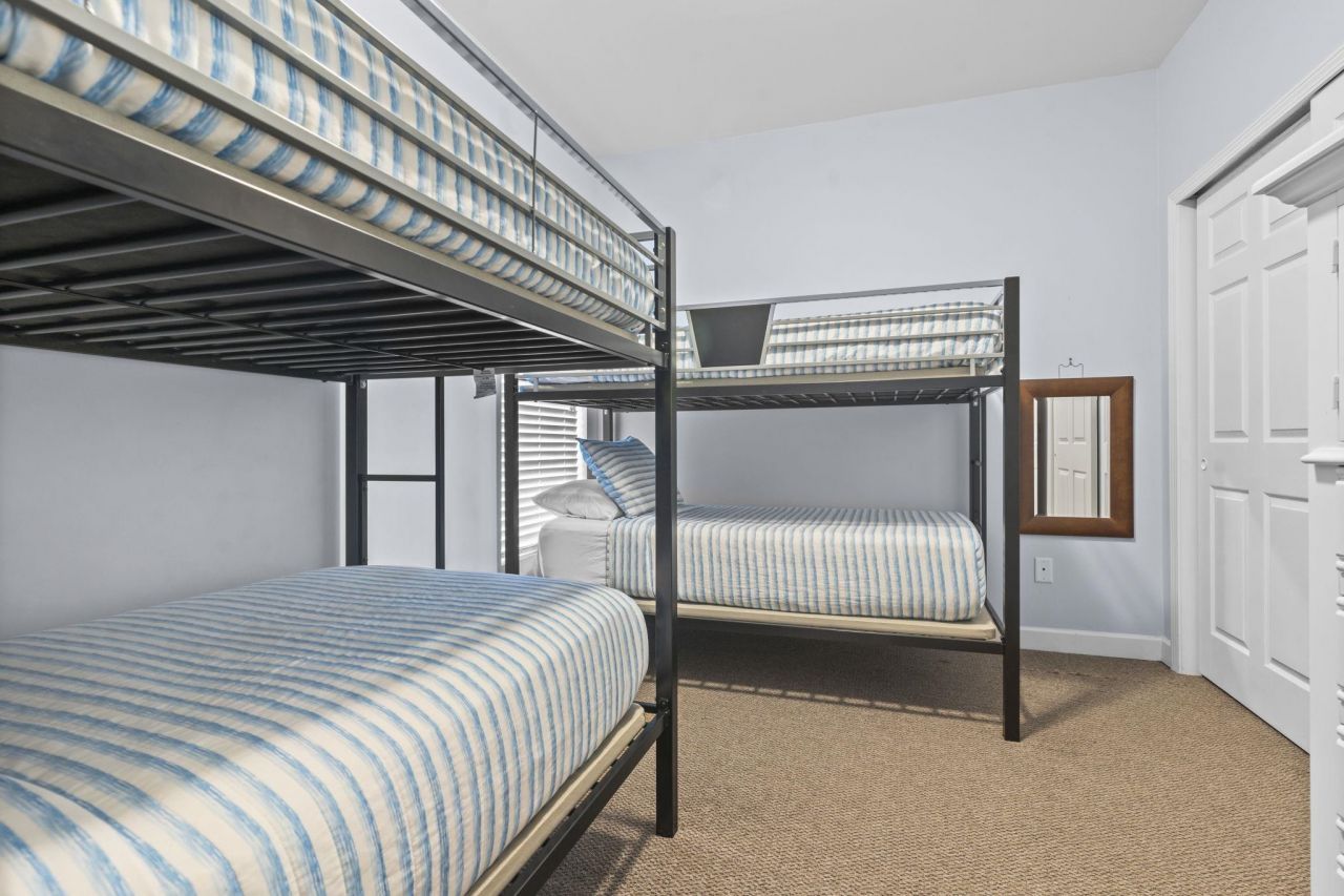 3401 N Ocean Blvd. Photo 32