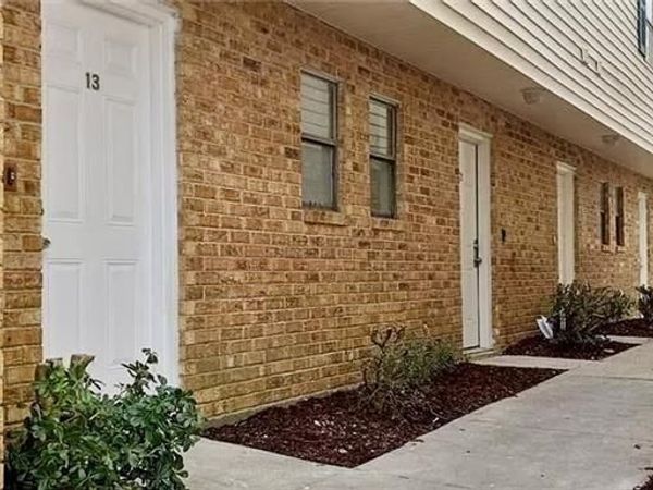 4754 PONTCHARTRAIN Drive , Slidell, LA 70458