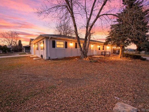 895 S Garrison Street, Lakewood, CO 80226