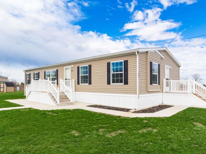 220 Woodcrest Drive, Marysville, OH 43040 Photo 1