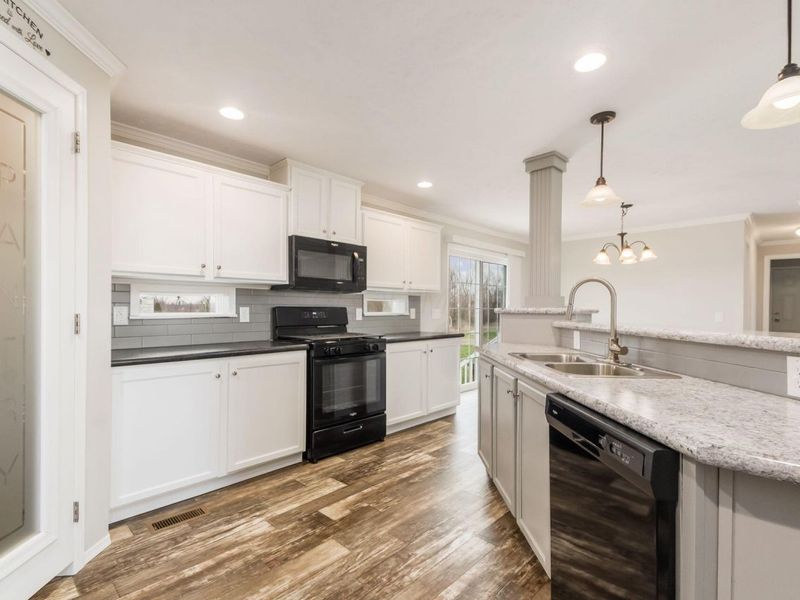 220 Woodcrest Drive, Marysville, OH 43040 Photo 10