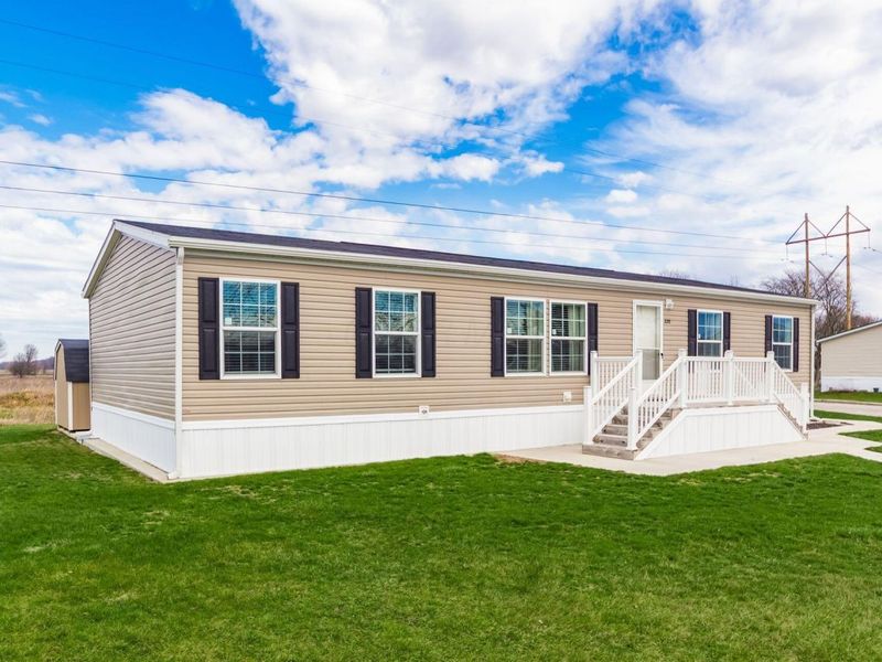 220 Woodcrest Drive, Marysville, OH 43040 Photo 3