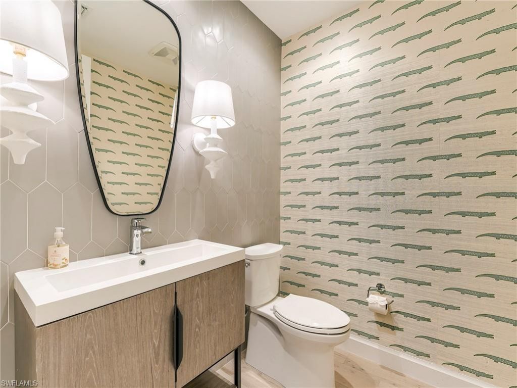 1125 Central Ave, Unit 574, Naples, FL 34102 Photo