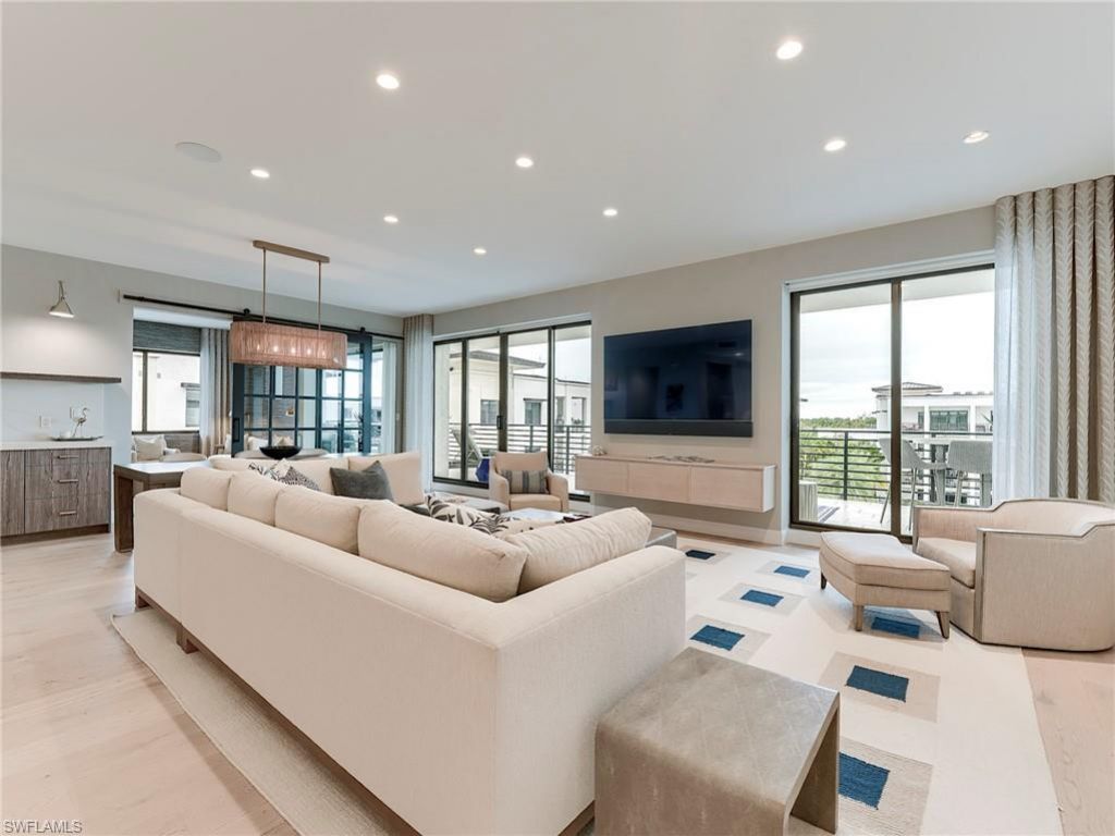 1125 Central Ave, Unit 574, Naples, FL 34102 Photo