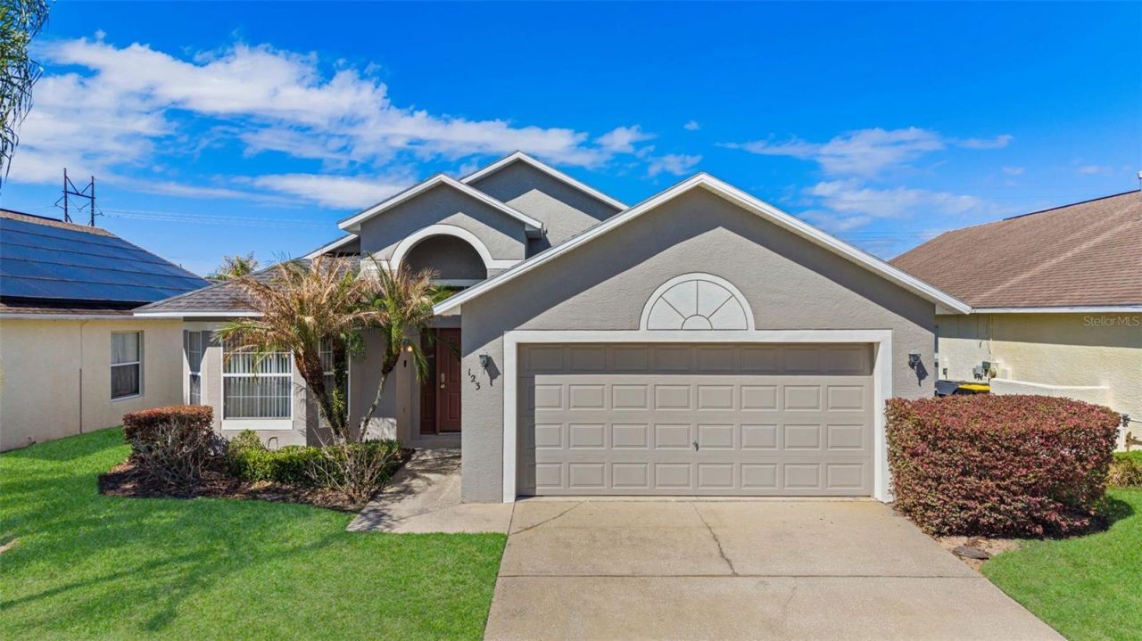 123 Fox Loop, Davenport, FL 33837 Main Photo