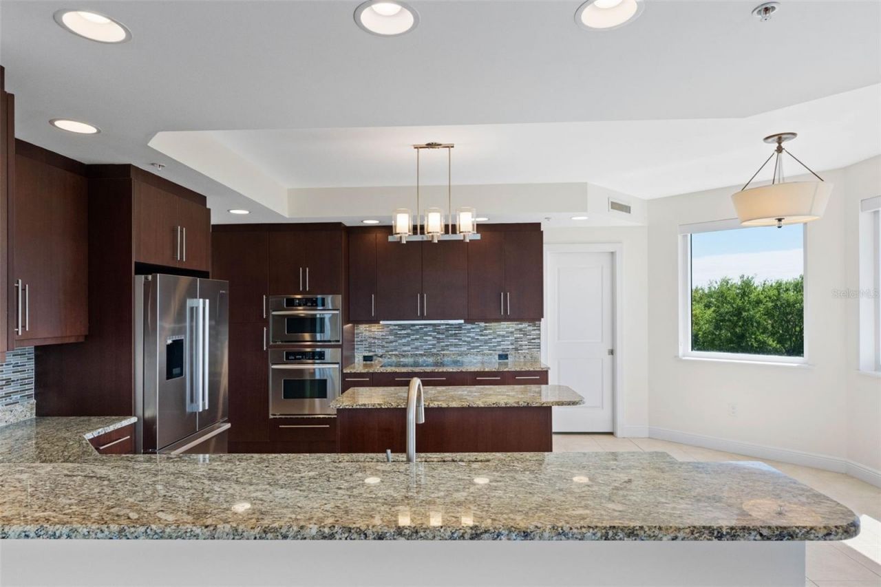 5823 Bowen Daniel Drive, Unit 401, Tampa, FL 33616 Photo