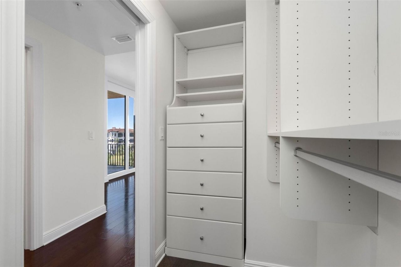 5823 Bowen Daniel Drive, Unit 401, Tampa, FL 33616 Photo