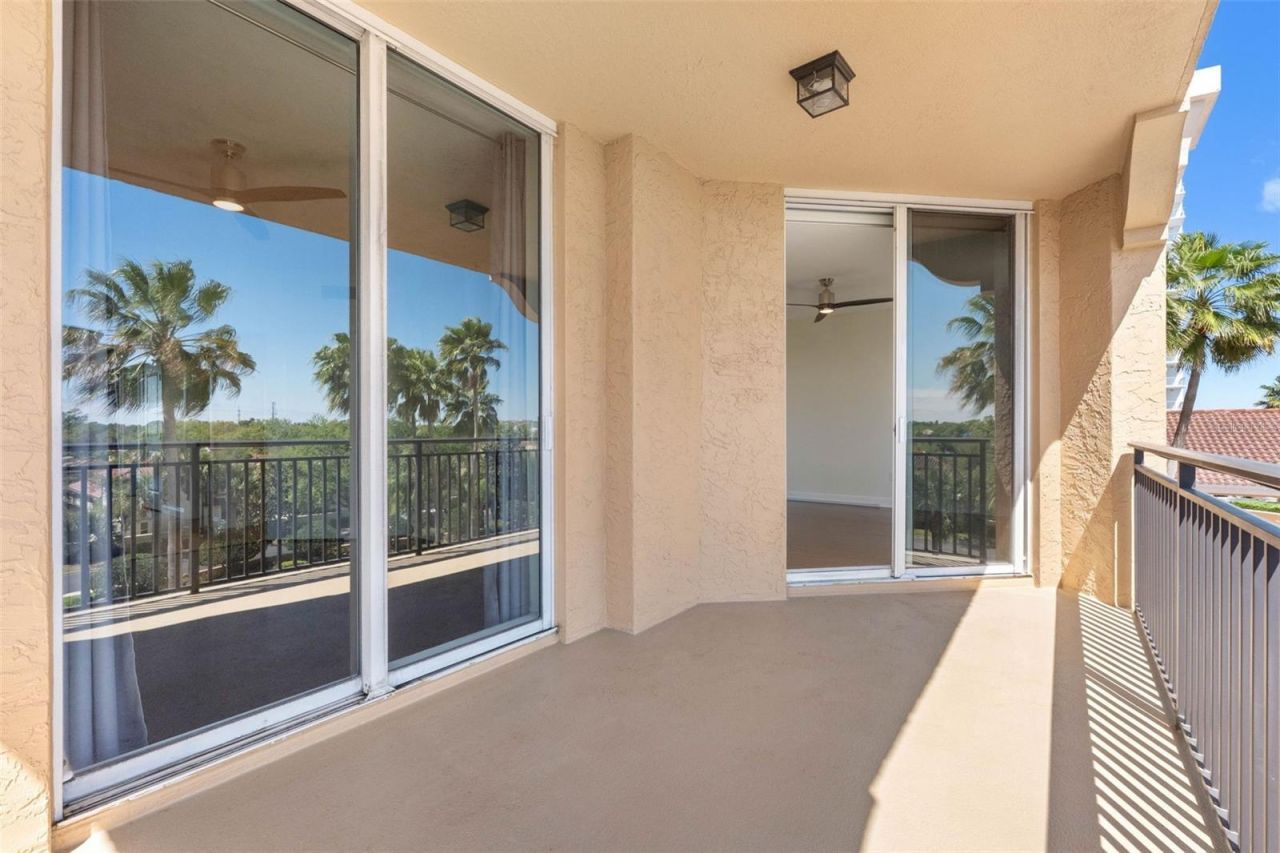 5823 Bowen Daniel Drive, Unit 401, Tampa, FL 33616 Photo