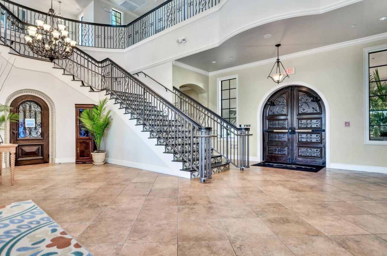 5823 Bowen Daniel Drive, Unit 401, Tampa, FL 33616 Photo