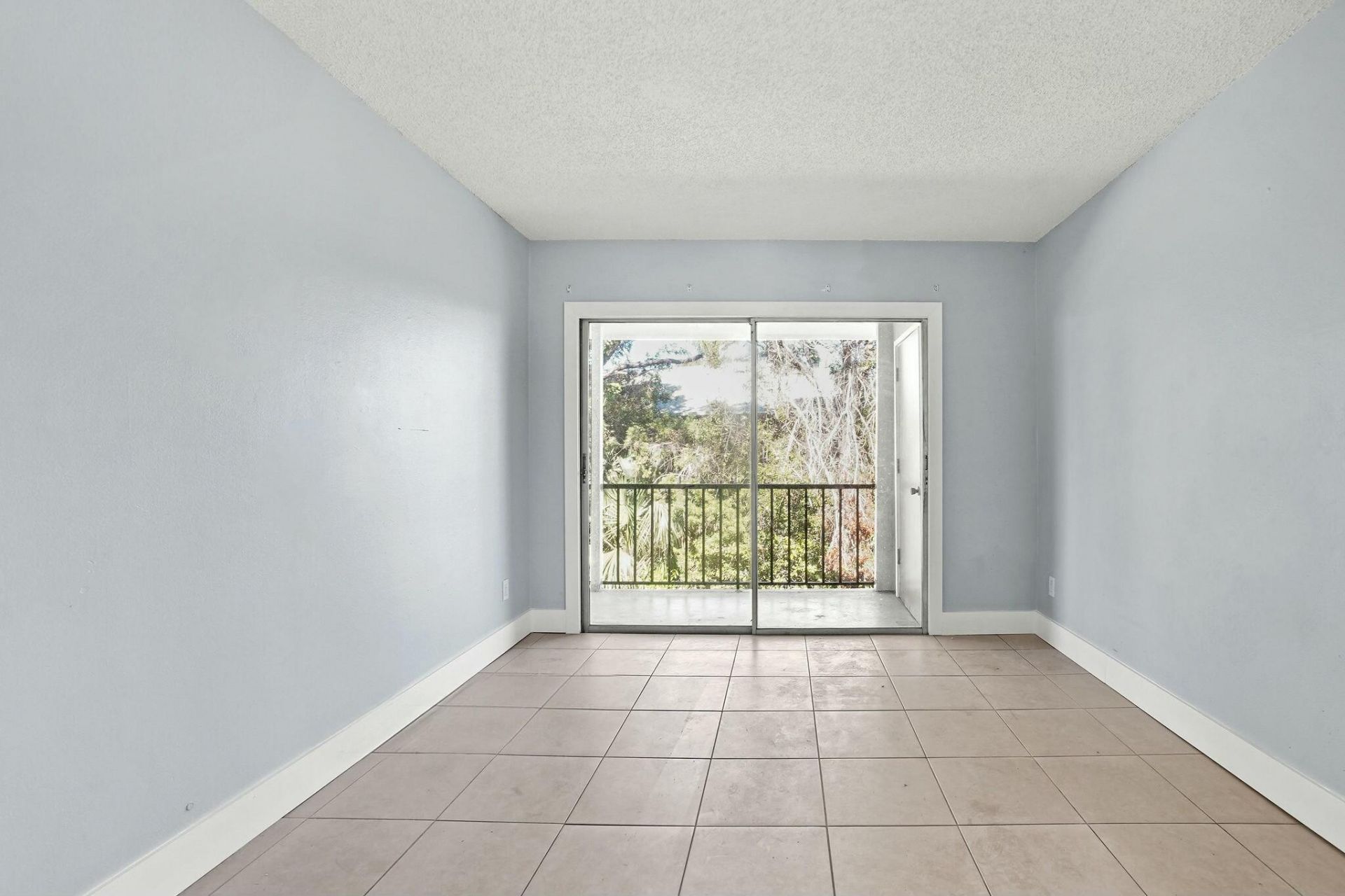 983 NW Spruce Ridge Drive, Unit 1, Stuart, FL 34994 Photo