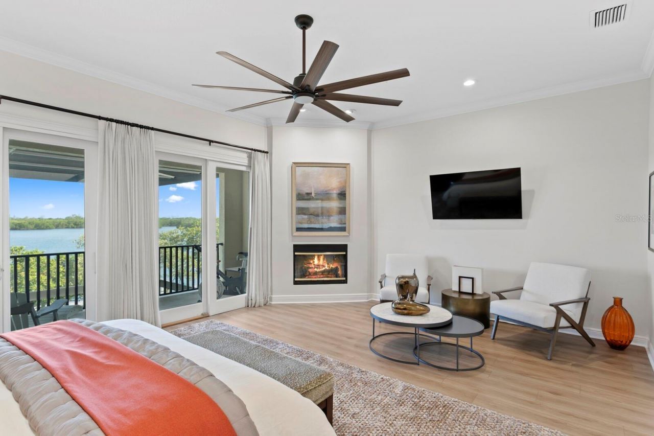 1040 Paseo Del Rio Ne, Saint Petersburg, FL 33702 Photo