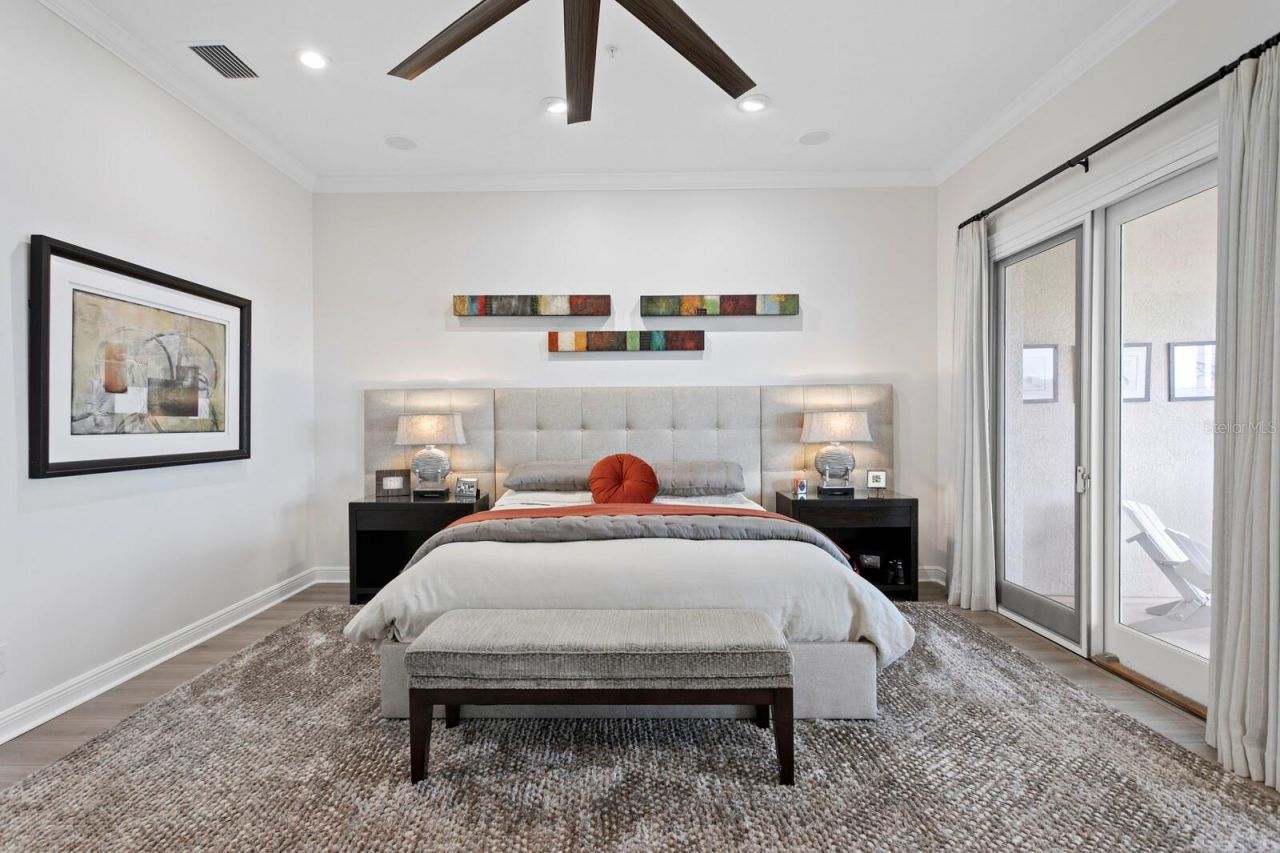 1040 Paseo Del Rio Ne, Saint Petersburg, FL 33702 Photo