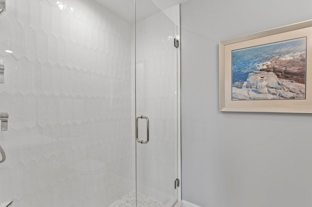 1040 Paseo Del Rio Ne, Saint Petersburg, FL 33702 Photo