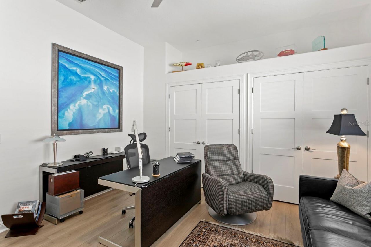 1040 Paseo Del Rio Ne, Saint Petersburg, FL 33702 Photo