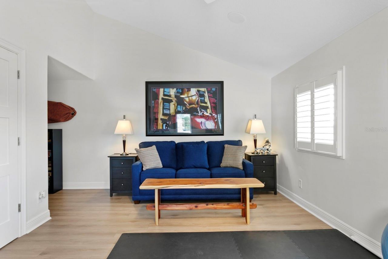 1040 Paseo Del Rio Ne, Saint Petersburg, FL 33702 Photo