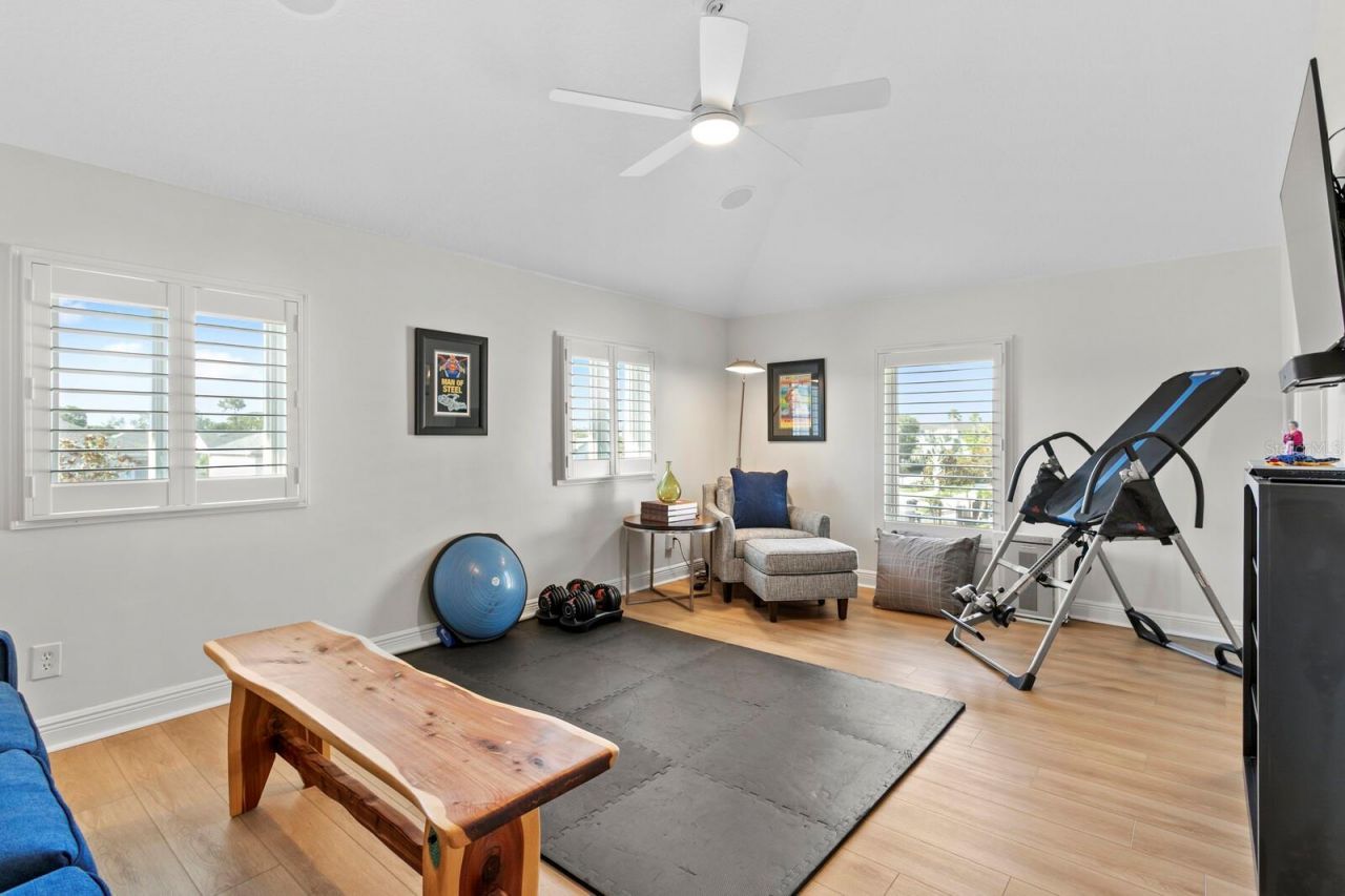 1040 Paseo Del Rio Ne, Saint Petersburg, FL 33702 Photo