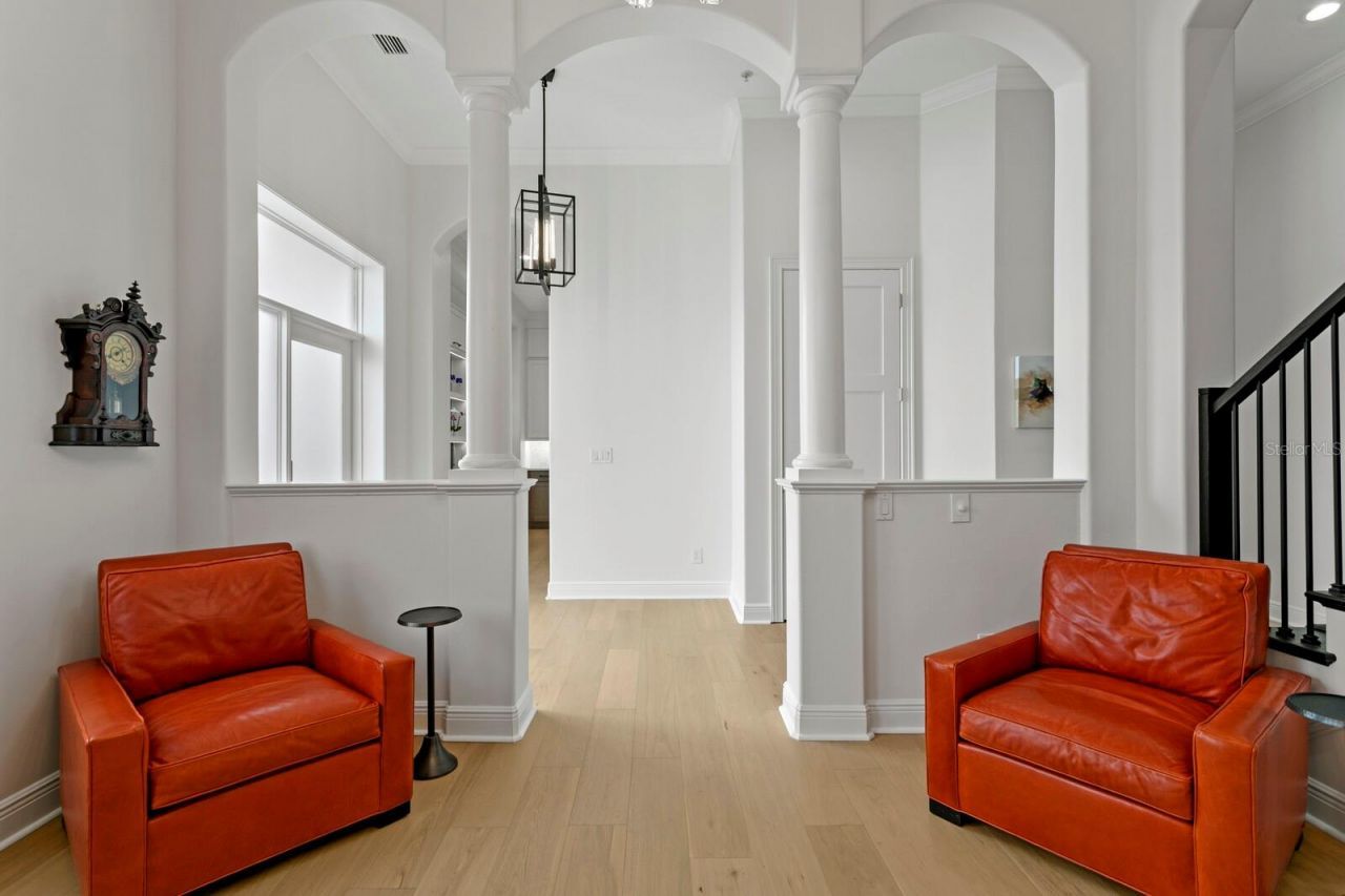 1040 Paseo Del Rio Ne, Saint Petersburg, FL 33702 Photo