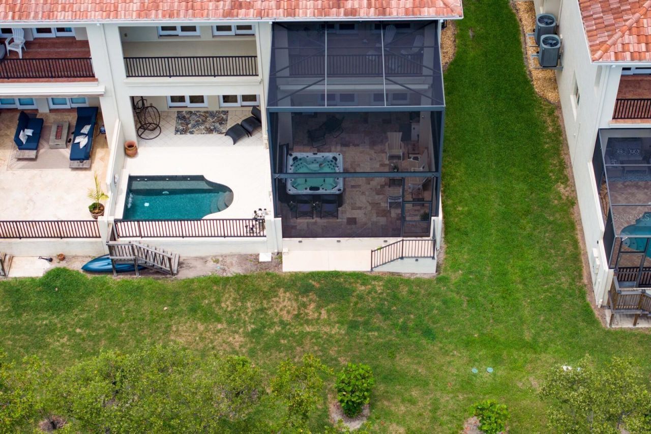 1040 Paseo Del Rio Ne, Saint Petersburg, FL 33702 Photo