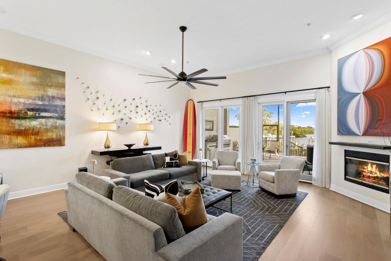 1040 Paseo Del Rio Ne, Saint Petersburg, FL 33702 Photo