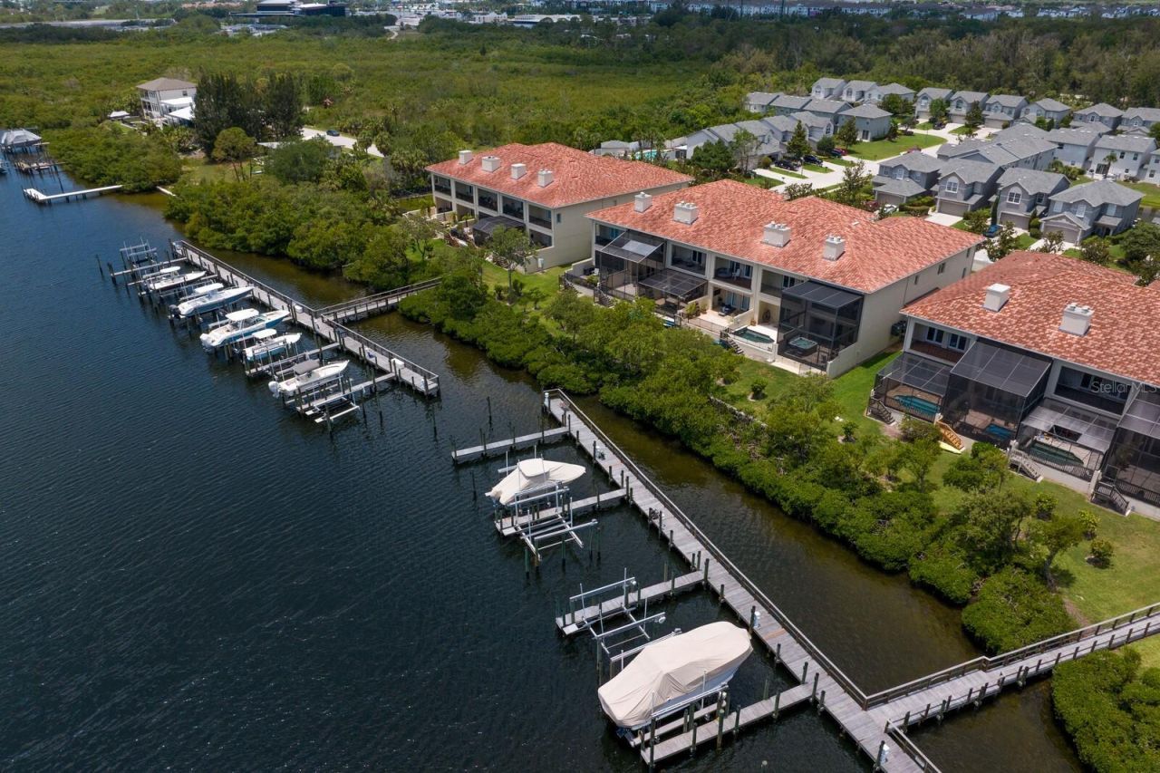 1040 Paseo Del Rio Ne, Saint Petersburg, FL 33702 Photo