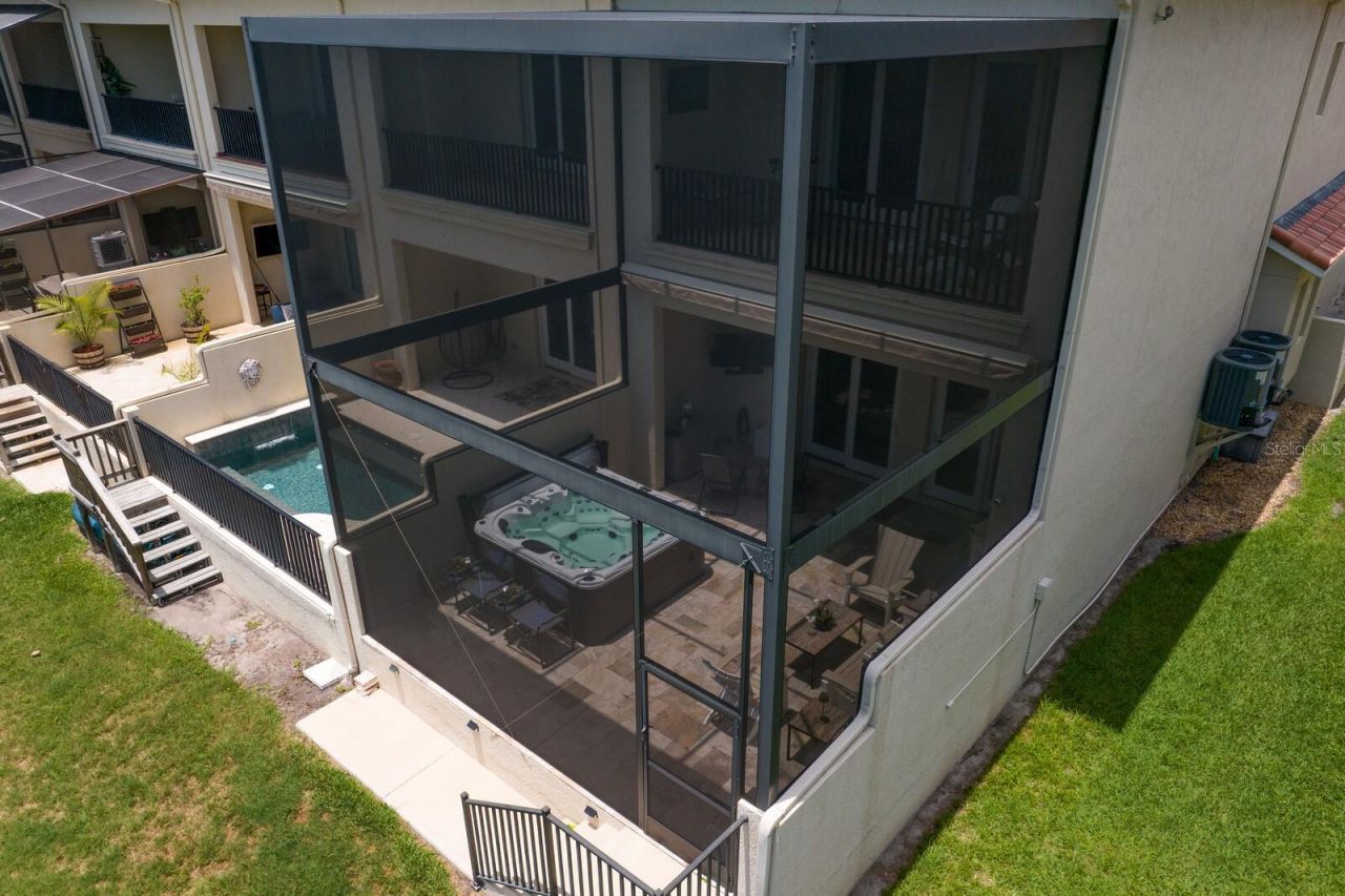 1040 Paseo Del Rio Ne, Saint Petersburg, FL 33702 Photo