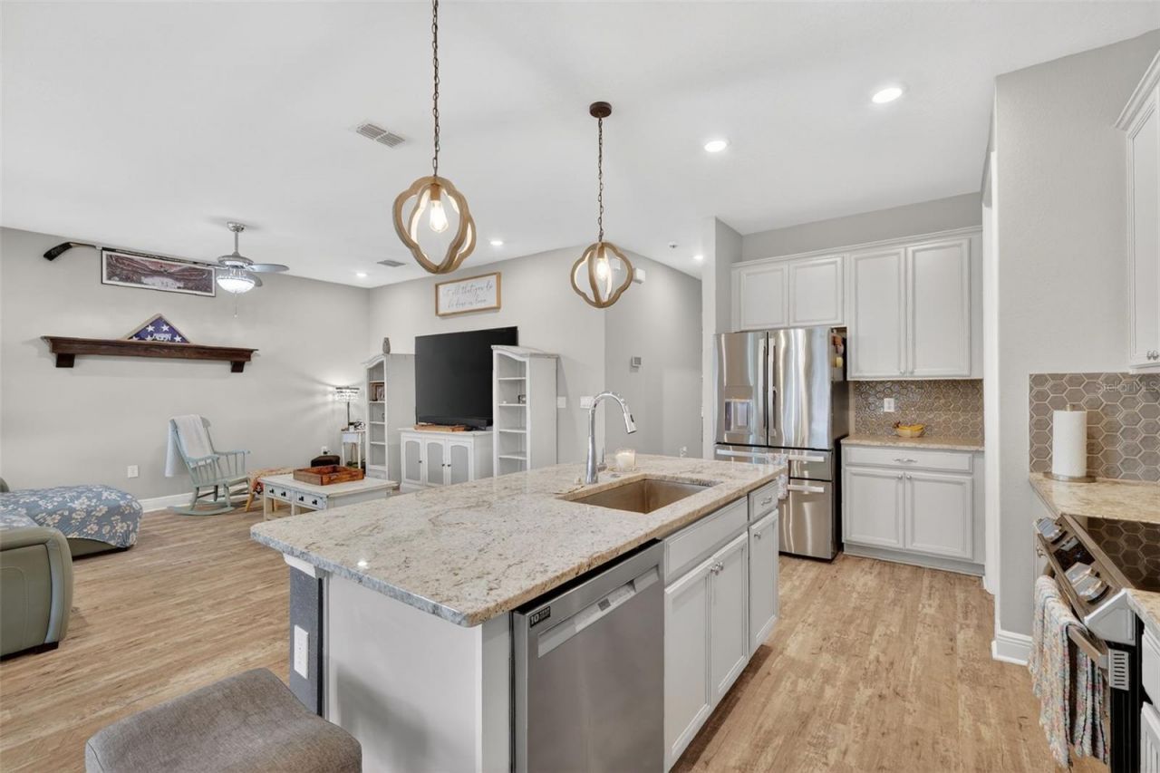 231 Messina Place, Howey in the Hills, FL 34737 Photo