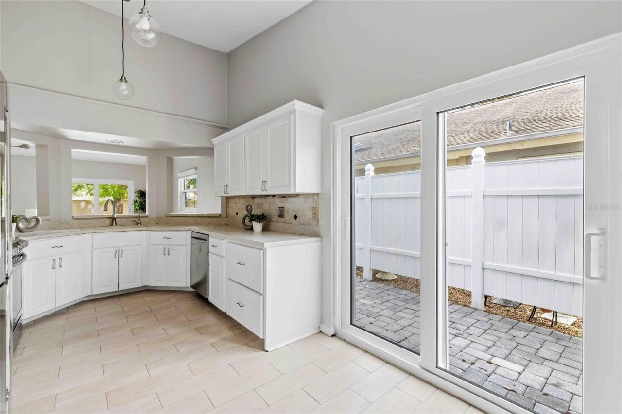 7795 Pine Trace , Sarasota, FL 34243 Photo