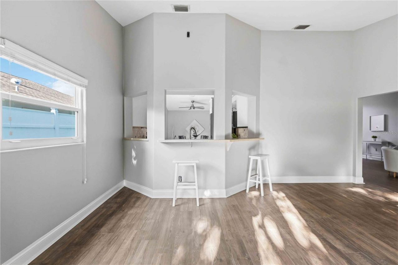 7795 Pine Trace , Sarasota, FL 34243 Photo