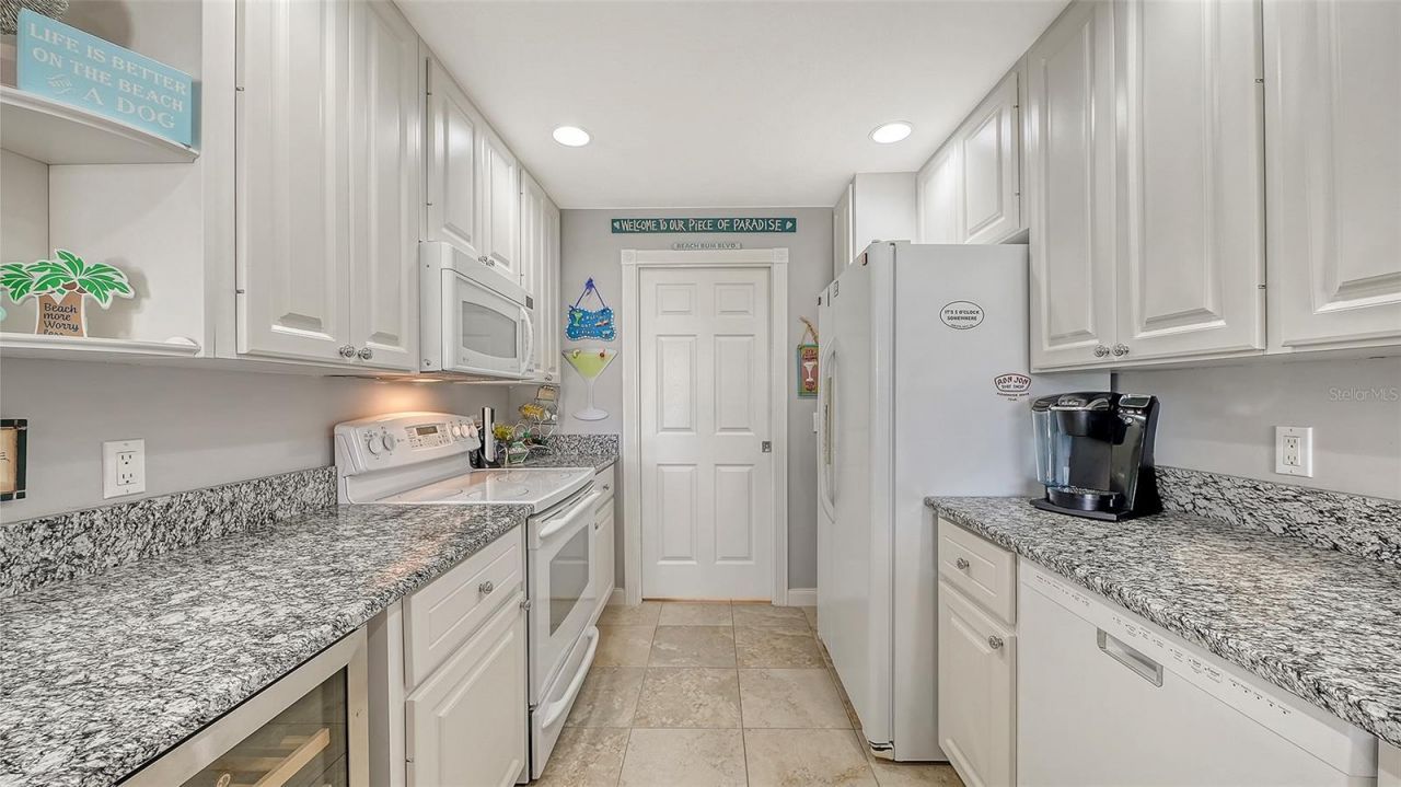 1625 Burgos Drive, Unit 1625, Sarasota, FL 34238 Photo