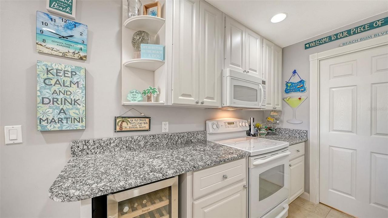 1625 Burgos Drive, Unit 1625, Sarasota, FL 34238 Photo