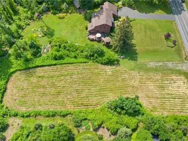 1151 Ogden-Parma Tl Road, Spencerport, NY 14559