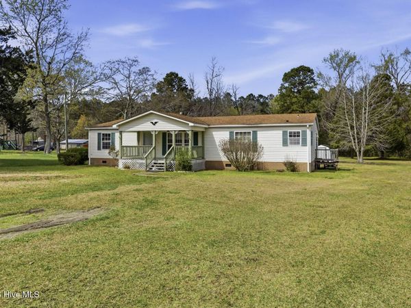 216 Luther Banks Road , Richlands, NC 28574