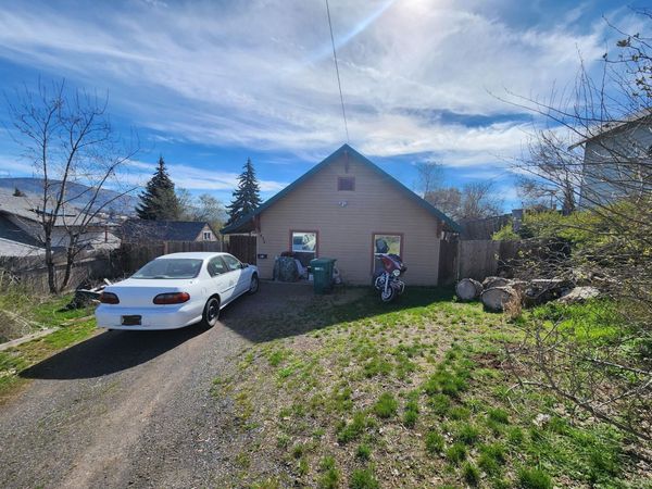 824 Grant Street, Klamath Falls, OR 97601